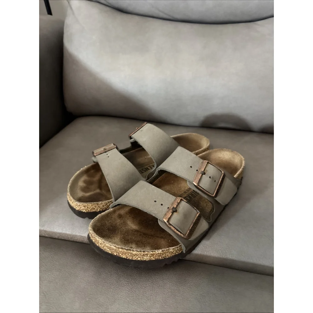 GUC WOMEN’S BIRKENSTOCK ARIZONA SANDALS SIZE 38 EU GRAY/GREEN - Picture 1 of 10